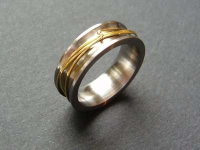 Bild des Schmuckstuecks