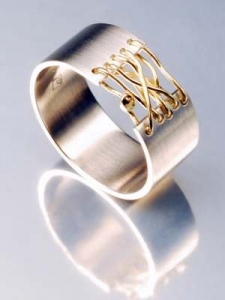 Bild des Schmuckstuecks