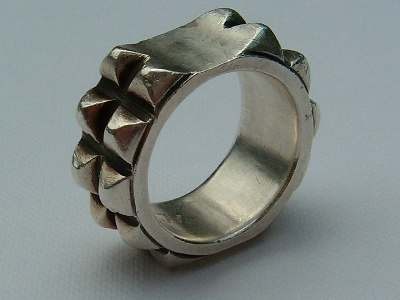 Bild des Schmuckstuecks