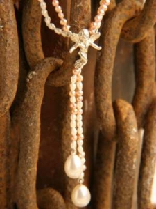 Bild des Schmuckstuecks