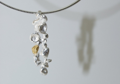 Bild des Schmuckstuecks